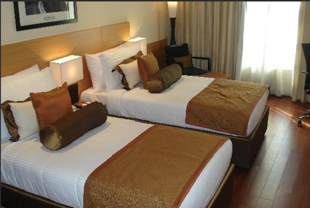 Radisson Blu Marina Hotel Connaught Place New Delhi Room photo